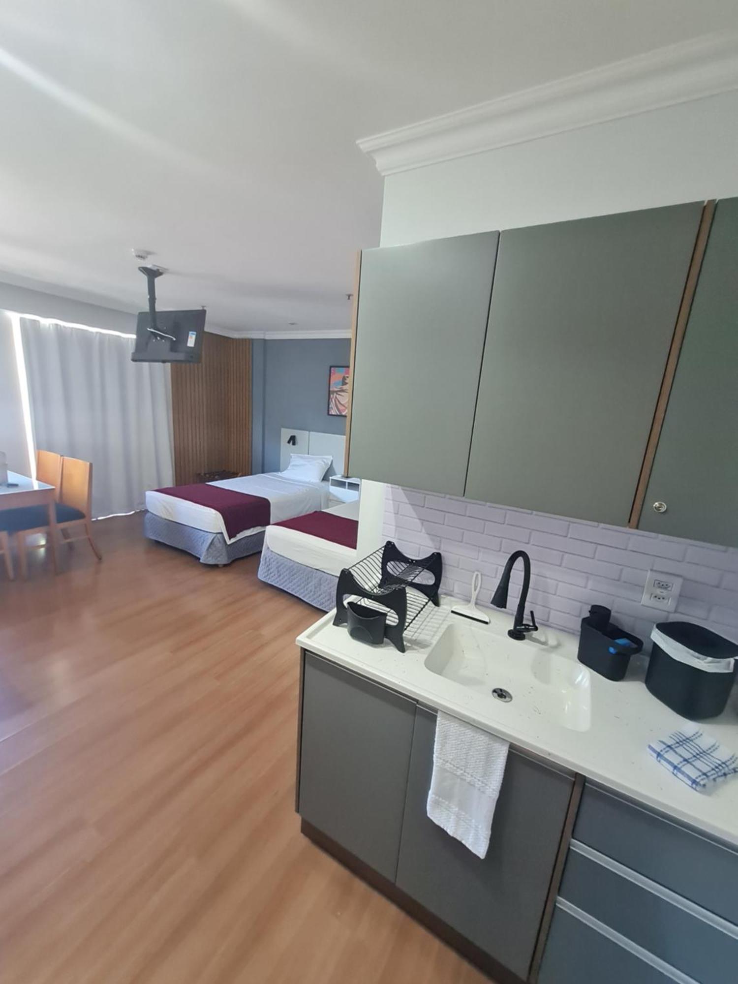 Barra Premium - Flat 04 Praia, Piscina, Academia